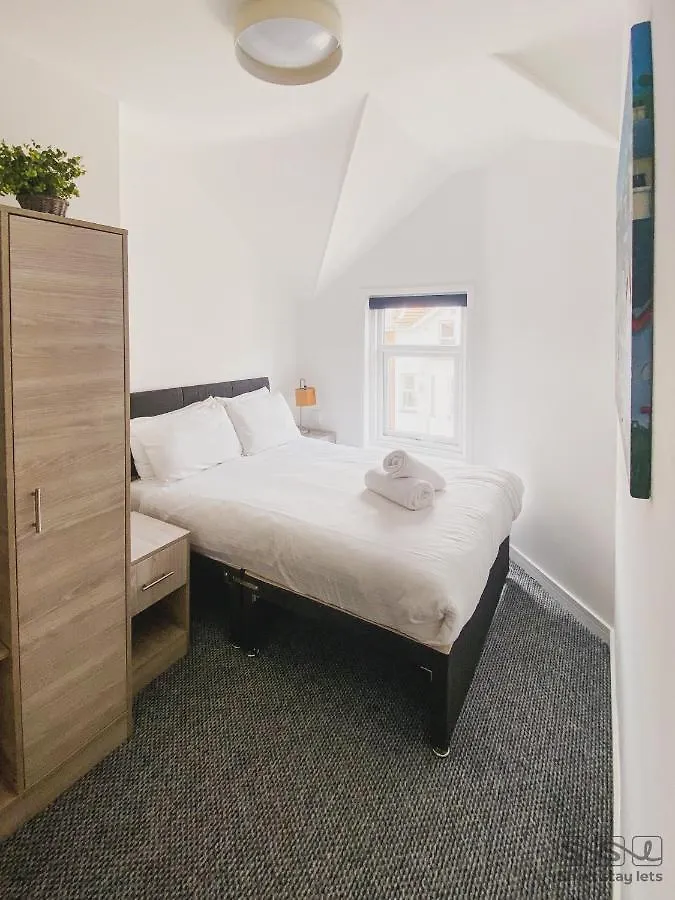 Apartment Modern 1 Bed Near Beach And Town Centre - 7 Min Walk Bournemouth